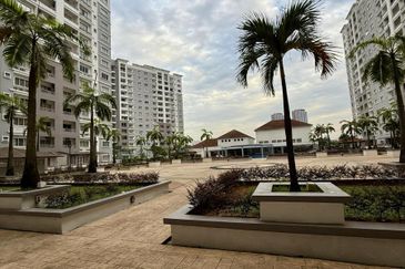 SuriaMas, Taman Sri Subang