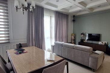 Lake Point Residence