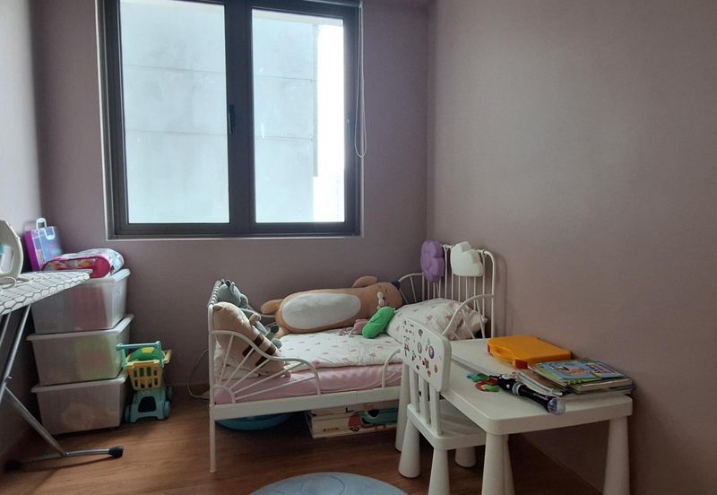 Lake Point Residence