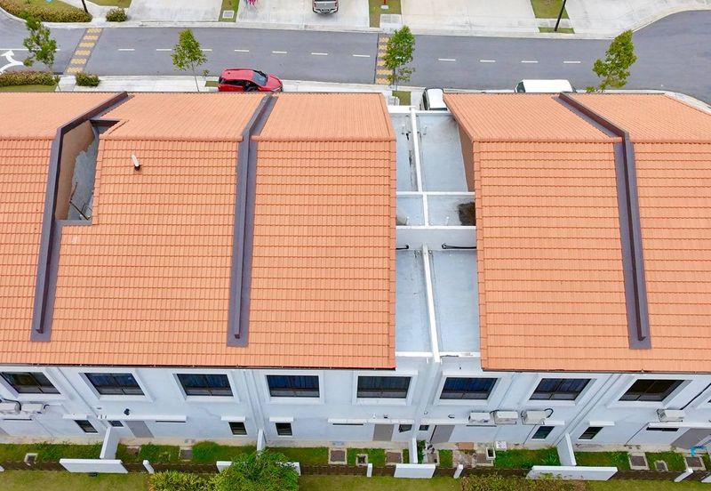 Setia Warisan Tropika (Belladonna)