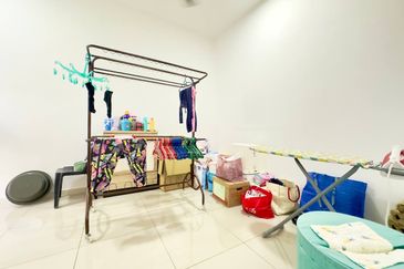 Setia Warisan Tropika (Belladonna)