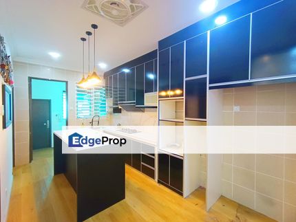 FULLY RENOVATED ENDLOT GUARDED Teres 2 Tingkat Taman Seri Bestari Salak Tinggi Sepang, Selangor, Sepang