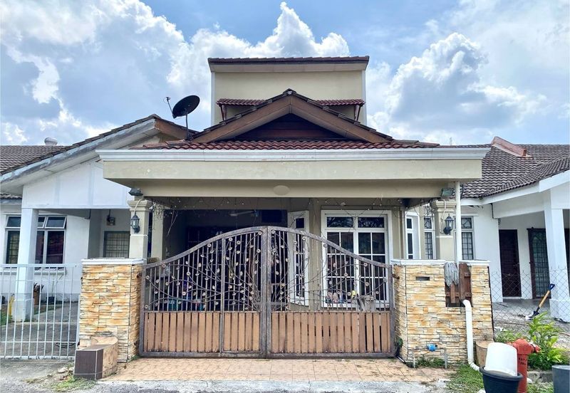 Desa Pinggiran Putra