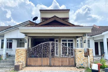 Desa Pinggiran Putra