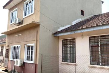 Desa Pinggiran Putra