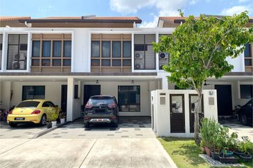 Setia Warisan Tropika (Belladonna)