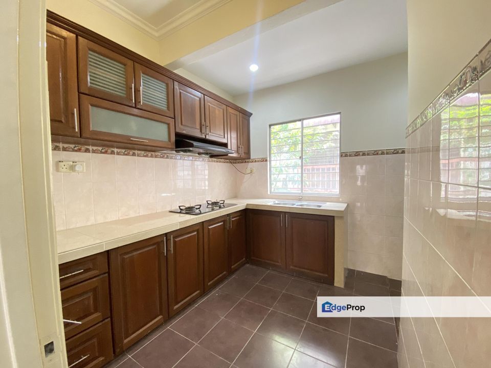 Double Storey Terrace Taman Pinggiran USJ, Subang Jaya, Selangor, USJ