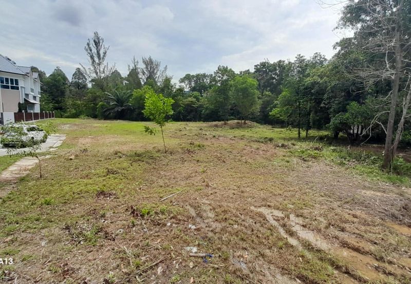 Perdana Lakeview East