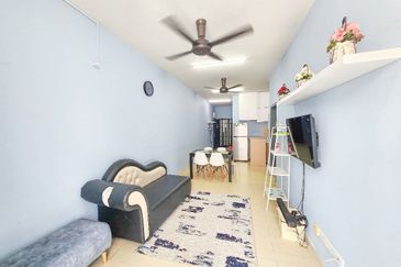 PR1MA Lakefront Homes