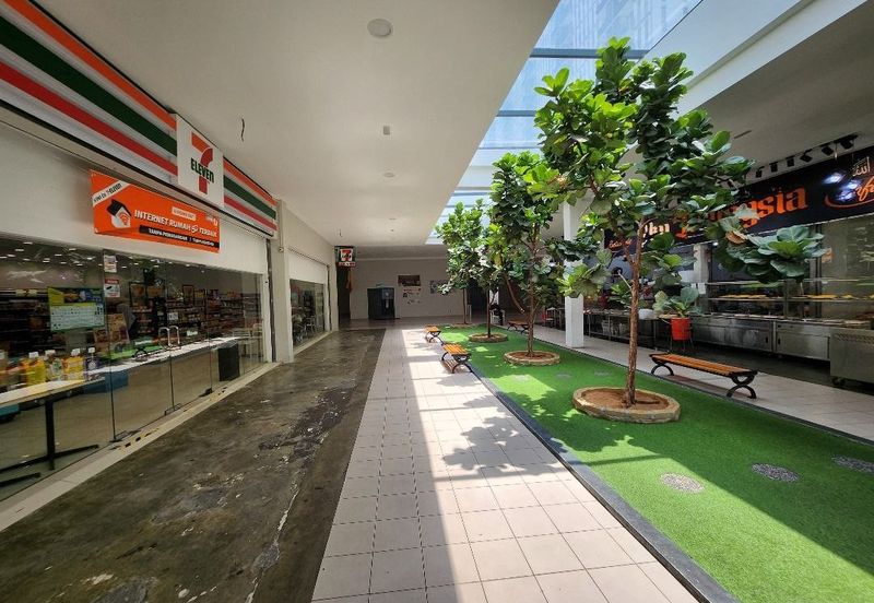 PR1MA Lakefront Homes