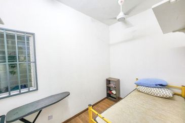 PR1MA Lakefront Homes