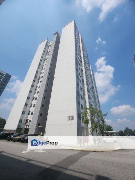 Pangsapuri Seri Utama With 2 Carparks Taman Puchong Utama , Selangor, Puchong