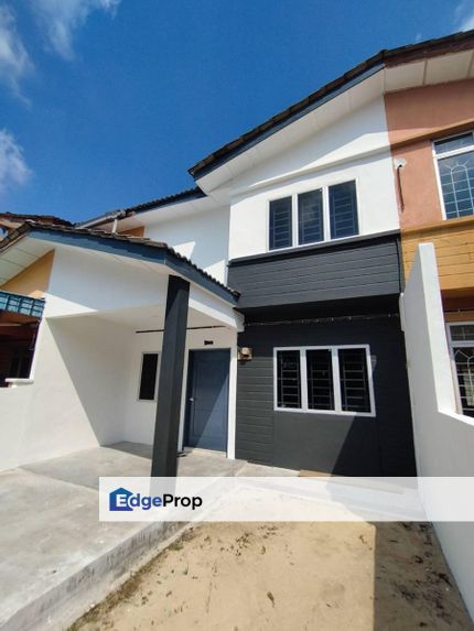 Facing Open & Renovated 2 Storey Terrace Taman Putra Perdana Puchong , Selangor, Puchong