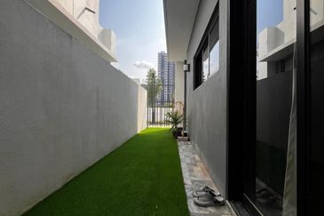 Sencilia @ Eco Sanctuary