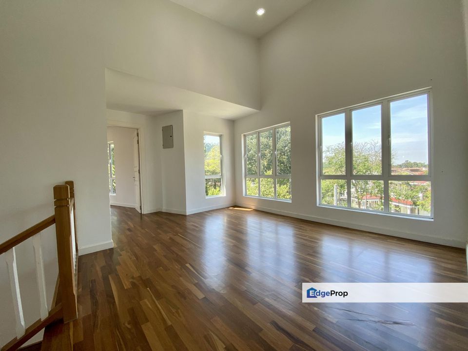 3 Storey Bungalow House in Seksyen 9 Kota Damansara, Selangor, Kota Damansara