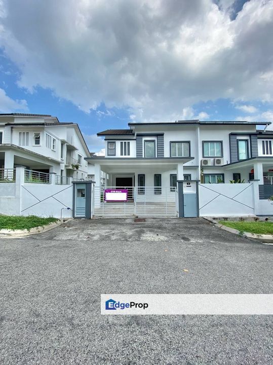 Double Storey Semi-Detached House, Hillview Residence Kajang, Selangor, Semenyih
