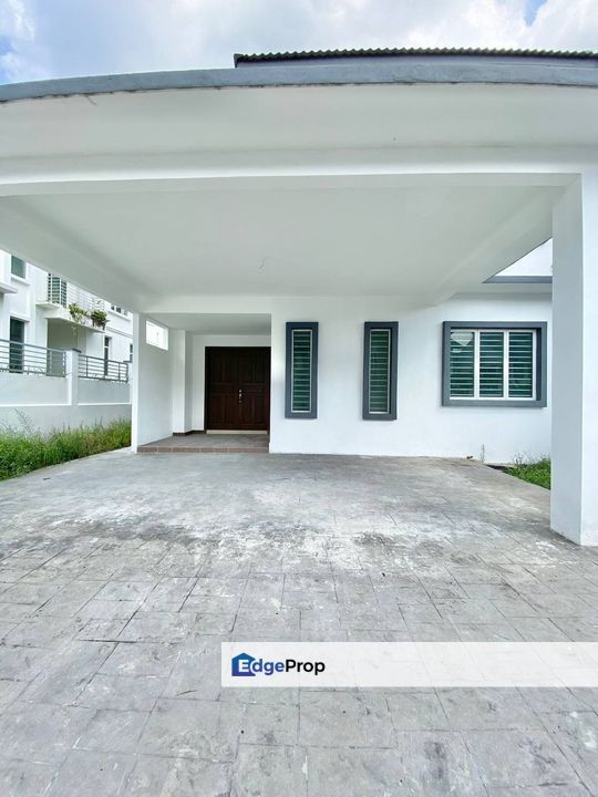 Double Storey Semi-Detached House, Hillview Residence Kajang, Selangor, Semenyih
