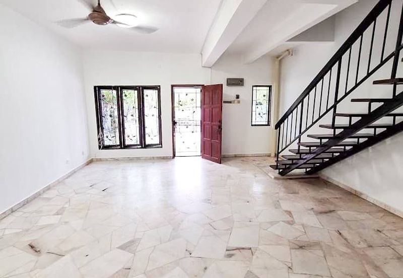 Taman Saujana Puchong