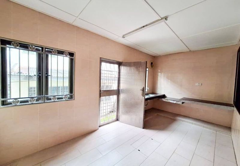 Taman Saujana Puchong