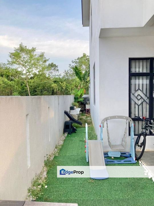 2-STOREYS END LOT MYRA SAUJANA @ DENGKIL FOR SALE !!!, Selangor, Dengkil