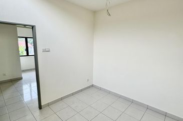 Taman Jenderam Idaman