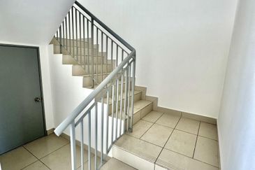 Taman Jenderam Idaman