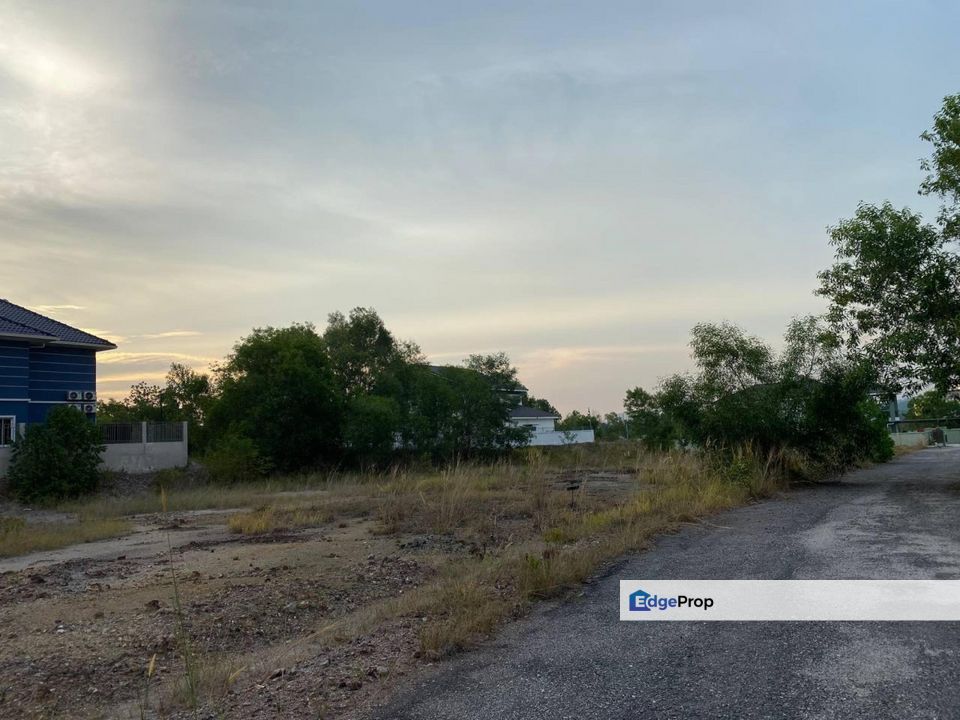 Freehold Residential Bungalow Lot 5,005 Sqft Jenderam Hilir, Dengkil For Sale, Selangor, Dengkil