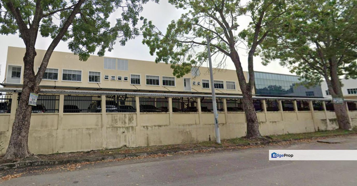 1.5 Storey Detached Factory @ Taman Industri selaman, Bandar Baru Bangi, Selangor, Bangi