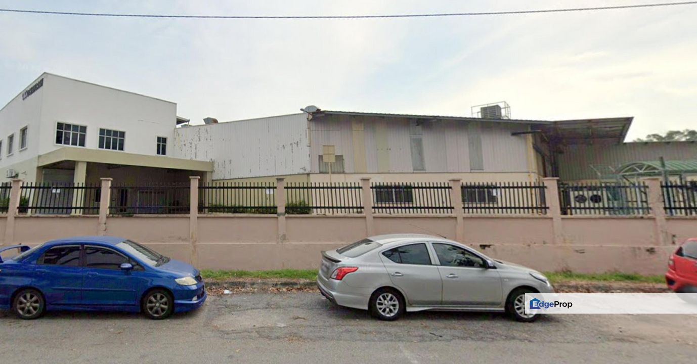1.5 Storey Detached Factory @ Taman Industri selaman, Bandar Baru Bangi, Selangor, Bangi