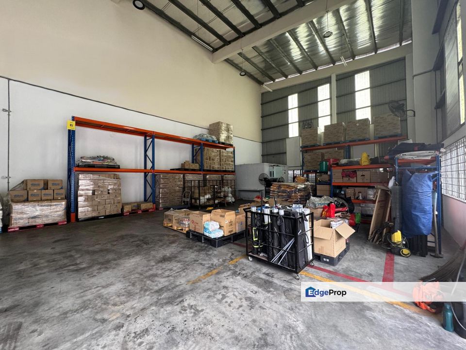 1.5 Storey Semi-D Factory @ Bukit Angkat, Kajang, Selangor, Kajang