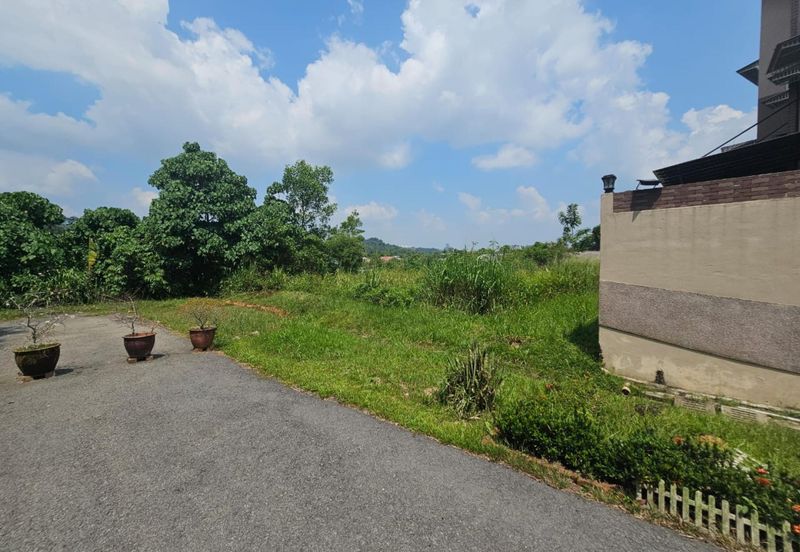 Kampung Abu Bakar Baginda