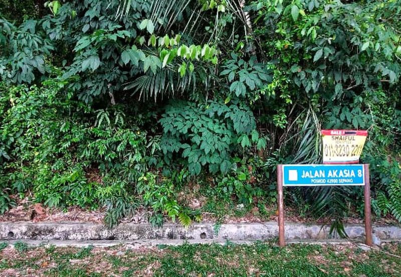 Desa Salak Akasia, Sepang