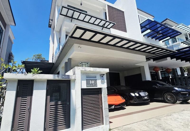 Verge 32 @ Puncak Melawati