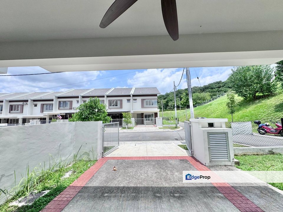 2-STOREYS END LOT GREENWOODS CENDANA, SALAK PERDANA @ SALAK TINGGI FOR SALE, Selangor, Dengkil