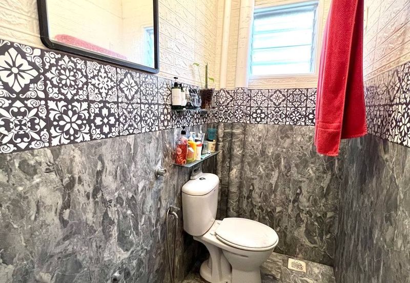 Apartment Teratai, Taman Sutera