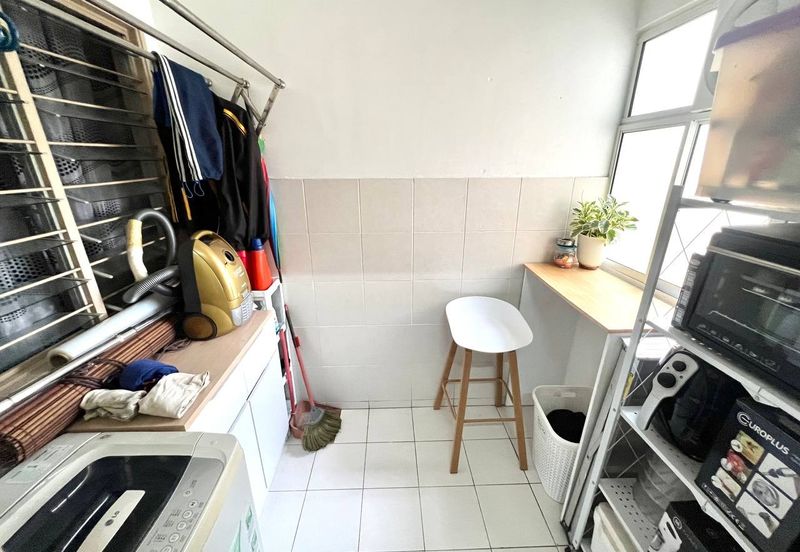 Apartment Teratai, Taman Sutera