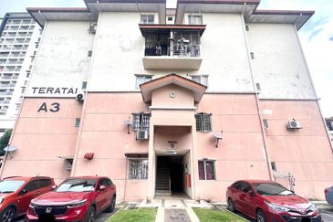 Apartment Teratai, Taman Sutera