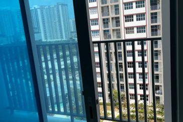 PR1MA Lakefront Homes