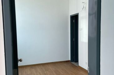 PR1MA Lakefront Homes