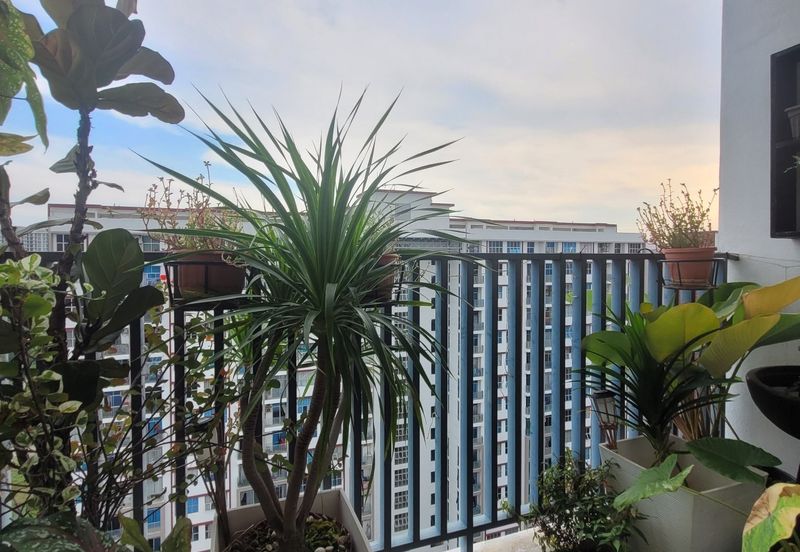 PR1MA Lakefront Homes