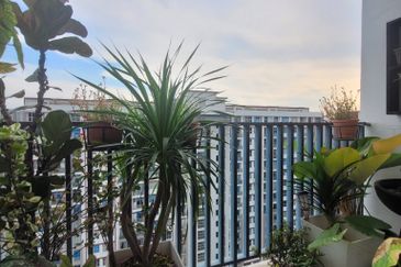 PR1MA Lakefront Homes