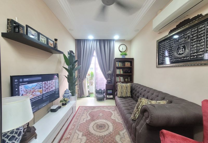 PR1MA Lakefront Homes