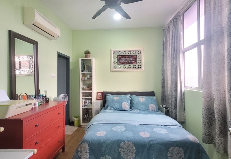 PR1MA Lakefront Homes