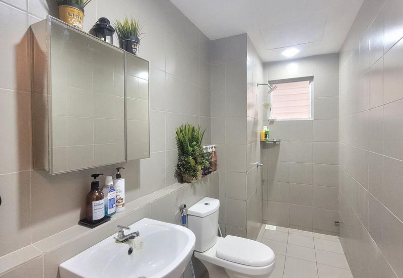 PR1MA Lakefront Homes