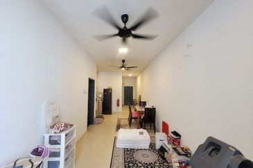 PR1MA Lakefront Homes