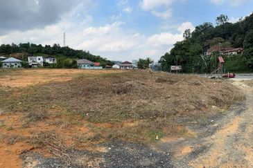 Kampung Sungai Merab