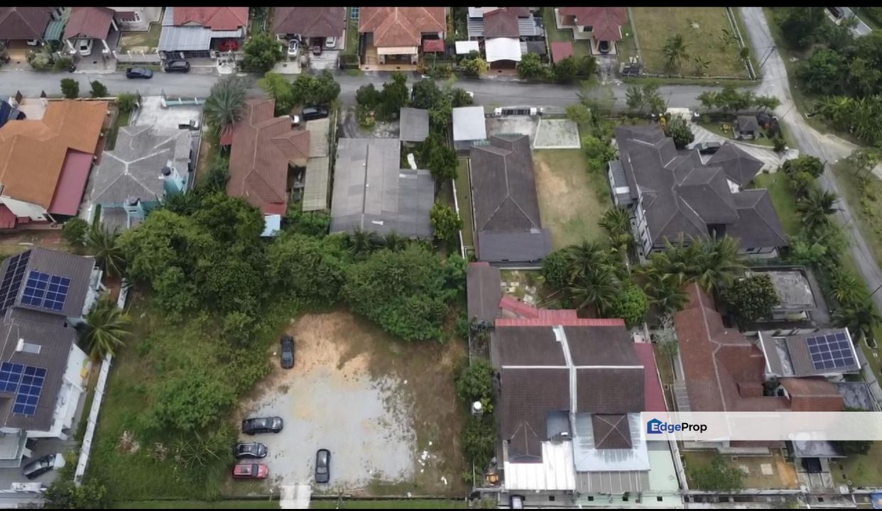 3 Lot Banglo Bersebelahan di Desa Putra,Sungai Merab , Selangor, Kajang