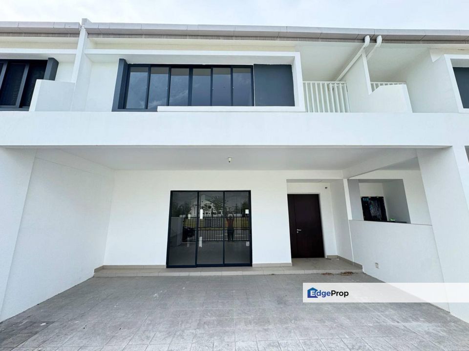 (FACING OPEN) LOWEST PRICE 2 STOREY SUPER LINK IN SEJATI LAKESIDE, CYBERJAYA, Selangor, Cyberjaya