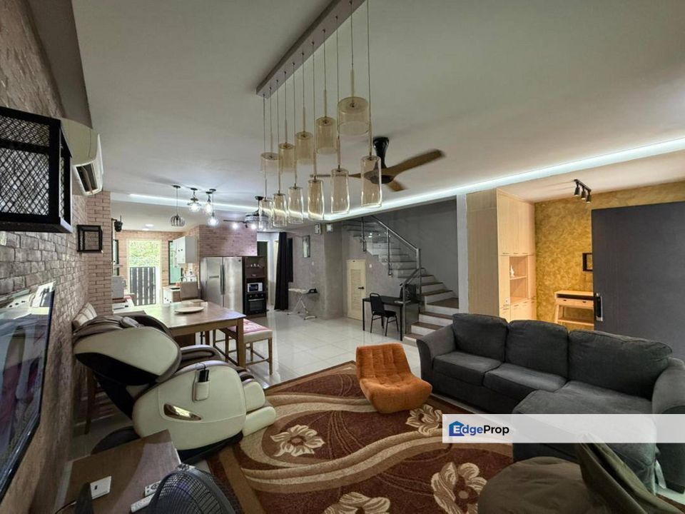 Freehold 3 Sty Lake Point Residence Cyber 11, Cyberjaya For Sale, Selangor, Cyberjaya