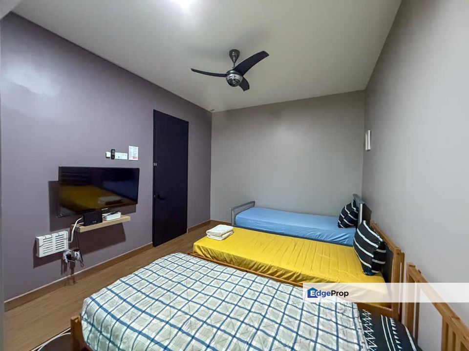 Freehold 3 Sty Lake Point Residence Cyber 11, Cyberjaya For Sale, Selangor, Cyberjaya